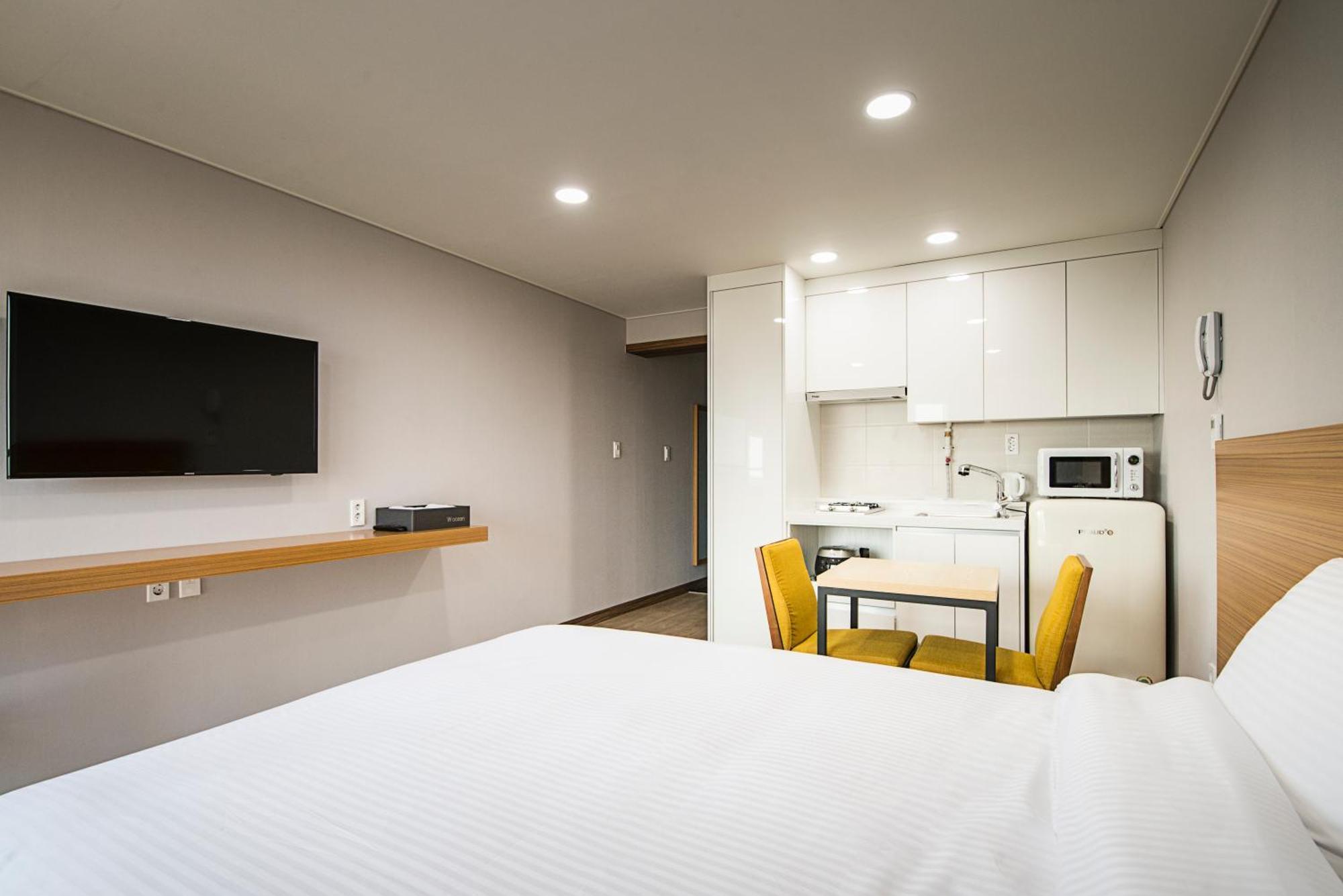 W Ocean Pension Согвипхо Экстерьер фото