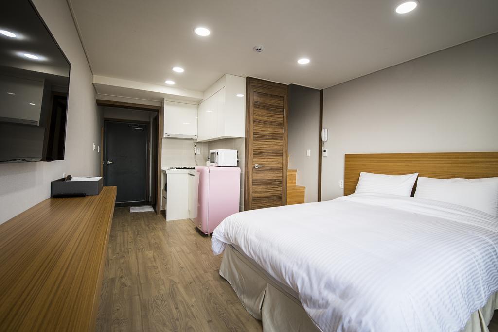 W Ocean Pension Согвипхо Экстерьер фото