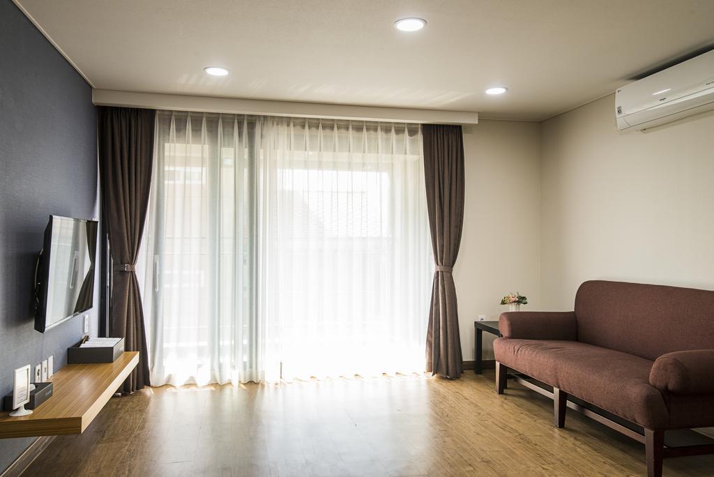 W Ocean Pension Согвипхо Экстерьер фото